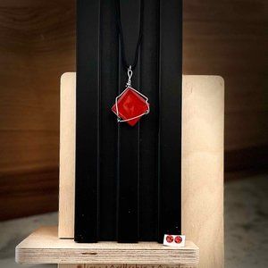 Duo Red Necklace with Earrings